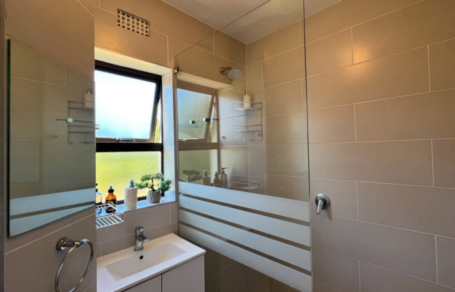 To Let 2 Bedroom Property for Rent in Old Place Western Cape